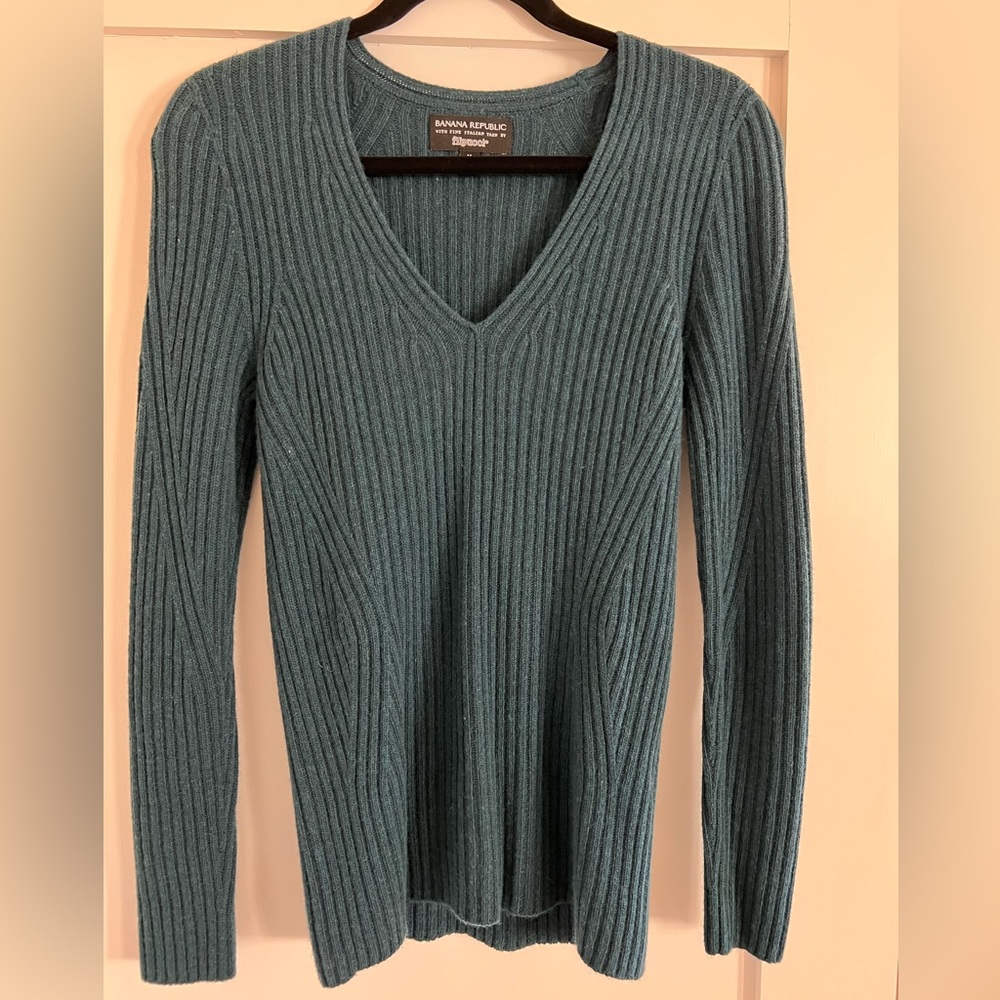 Banana Republic wool sweater